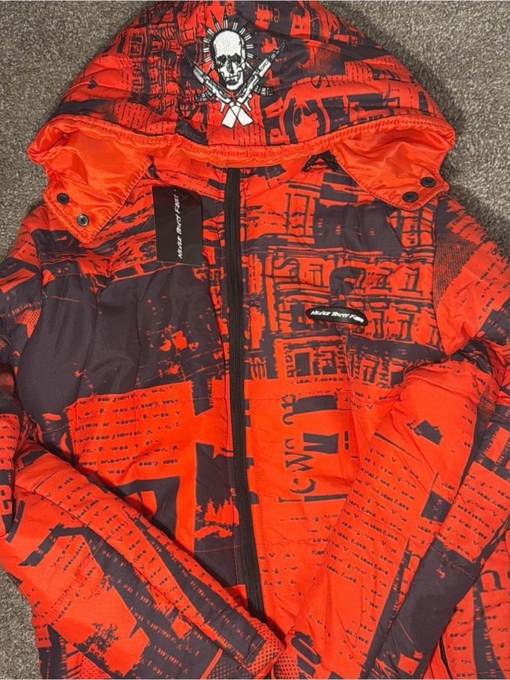 Men's Small Red & Black Hooded Ski Jacket with Graphic Skull Detail